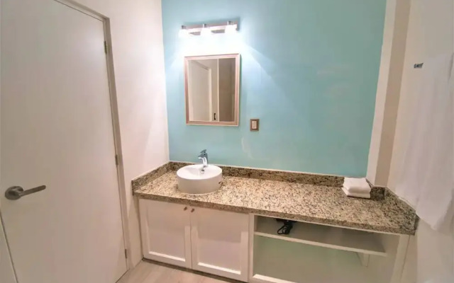 Bartolome Oceanfront Suites