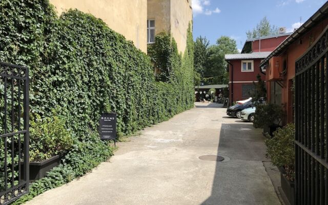 City of The Kings Piano Apartment