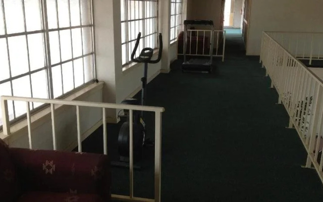 Express Inn Longview