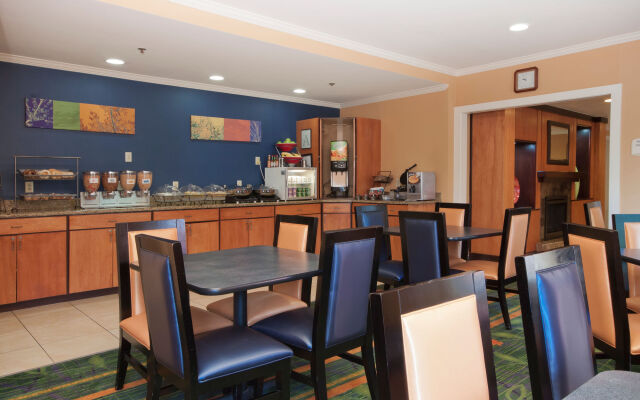 Fairfield Inn & Suites Jackson