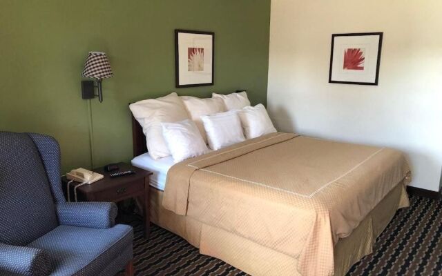 Hanover Hotel & Banquet Center