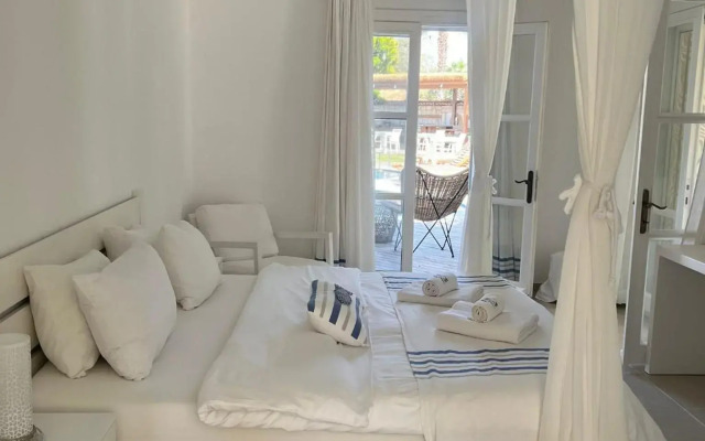 Port Alacati Hotel