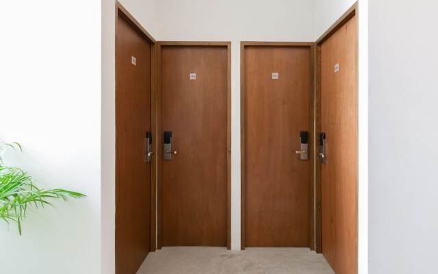 Oostel Smart Hostel