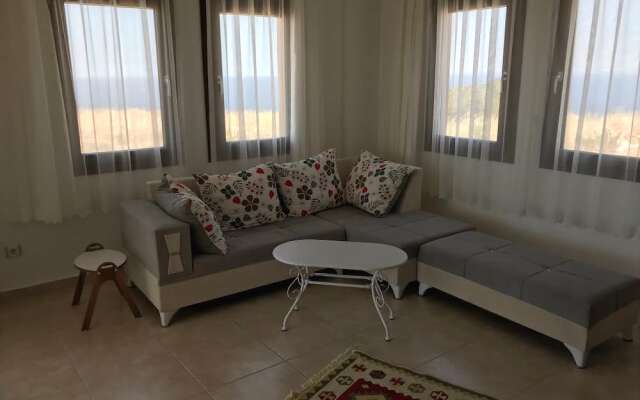 Villa 3 Bedroom In Panaroma Evleri