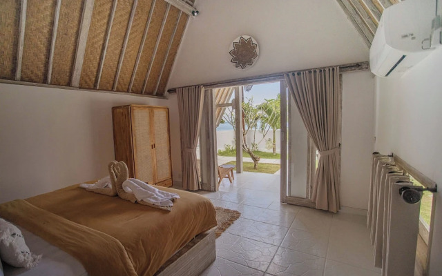 Sunset House Ceningan