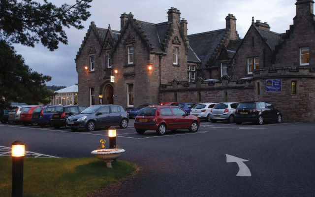 Lochardil House Hotel