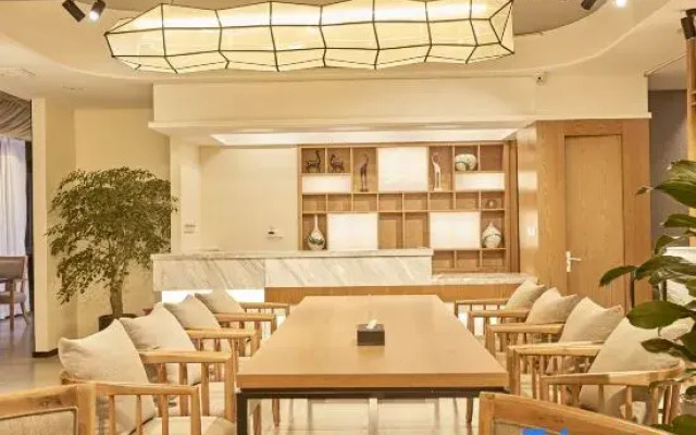 Zeyi Garden Hotel
