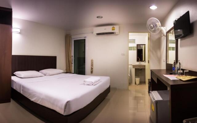 Sunshine Hostel Hua Hin