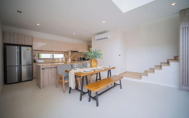 Zenithy 3BR Villa with Pool by NLA