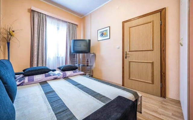 Apartment Tezak