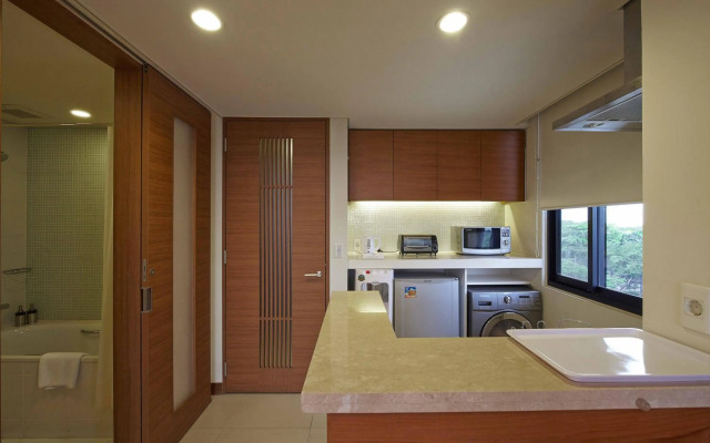 AXIA South Cikarang Service Apartment