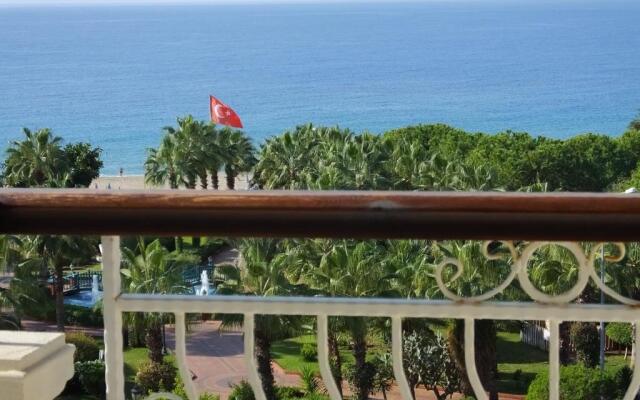 Riviera Hotel & Spa