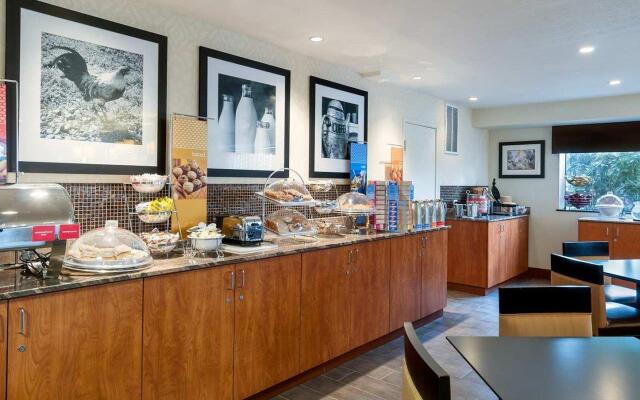 Hampton Inn Clackamas