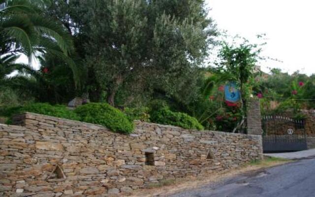 Studios Villa Lontorfou