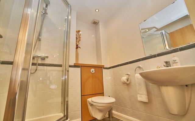 Edinburgh Pearl Apartments Lochrin Place