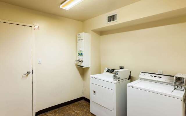 Quality Inn near SeaWorld - Lackland