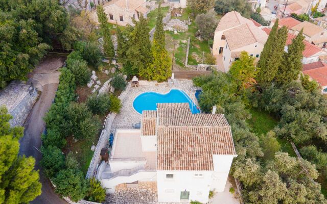 Loadstar Villas