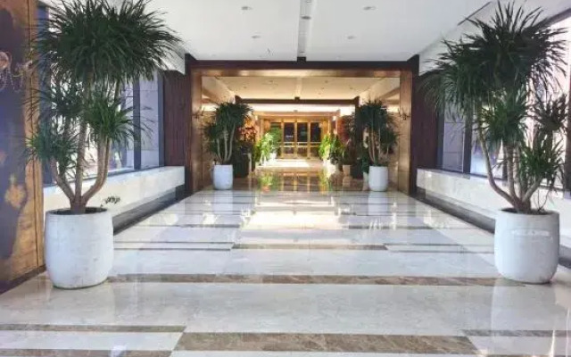 China World City 10 Apartment