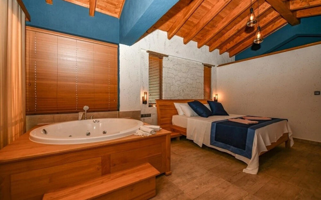 Fethiye'de Ozel Havuzlu Luks Villa Orange