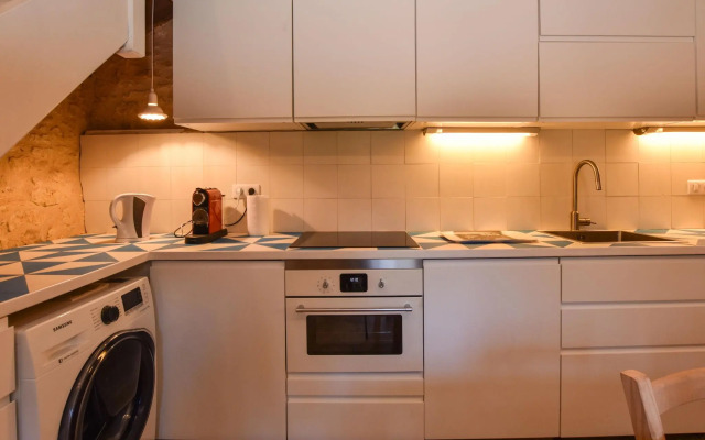 Cozy Holiday Home in Saint-Germain-de-Belves with Garden