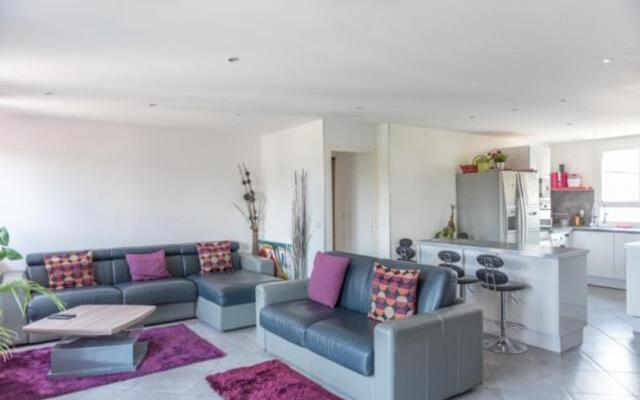 Appartement Grand stade proche de Lyon