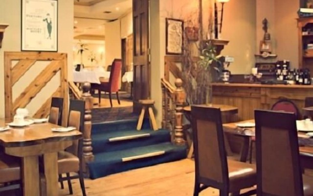 Breffni Arms Hotel
