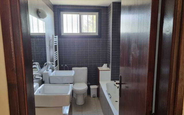 Impeccable 3-bed Villa in Tala - Paphos