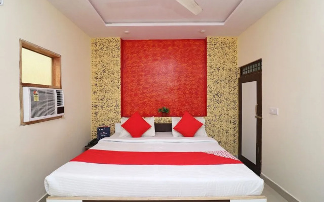 Harshit Paying Guest House