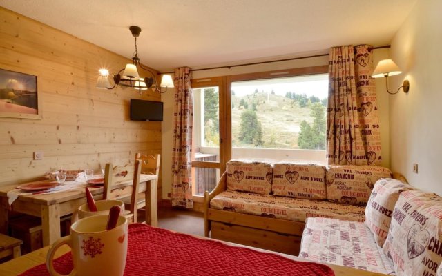 Belle Plagne Apartment Two Rooms for 5 People of 28 Mâ², Located on the Slope On109