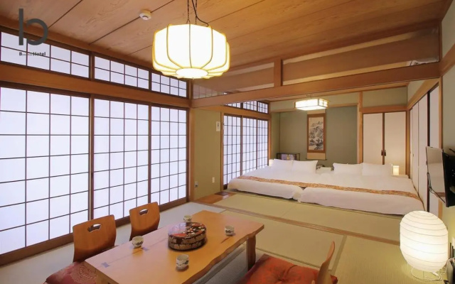 3 Bedroom Japanese apartment for 11 people 201 – Guest Rooms – Hiroshima