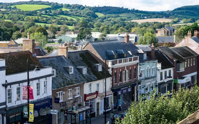 The Flat - Luxurious Apartment in Central Bridport