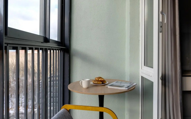 Home24 on Lobanovsky Les street 11