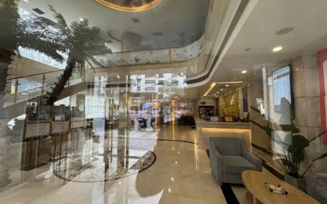 Vienna Hotel (Zunyi Medical College Dalian Road Branch)