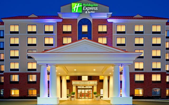 Holiday Inn Express & Suites Albany Airport Area - Latham, an IHG Hotel