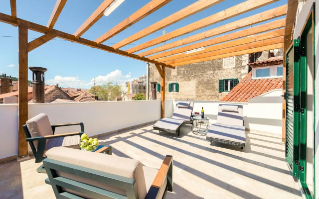 Le Premier Luxury Rooms