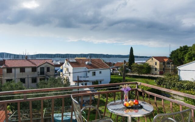 Apartments Grapevines