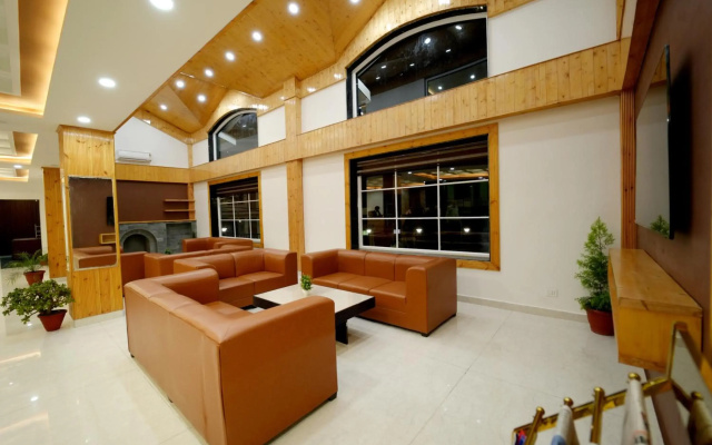 OYO 12079 Hotel Manu Vinod