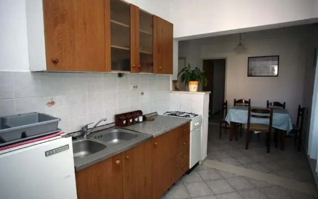 Apartments Jakšić