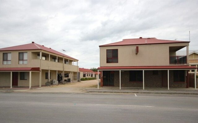 Port Vincent Motel & Apartments