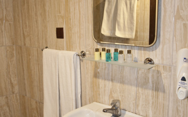 Ranax Hotel