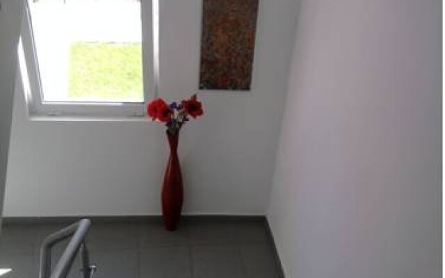 Krai Moreto Guest House