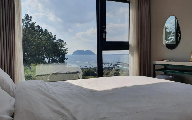 Hotel Seogwipean
