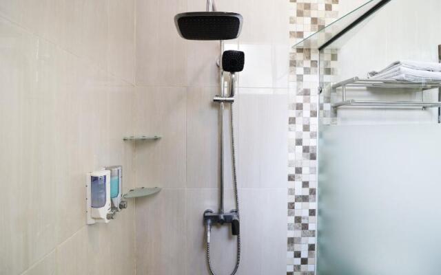 Pejaten Valley Residence by ZUZU