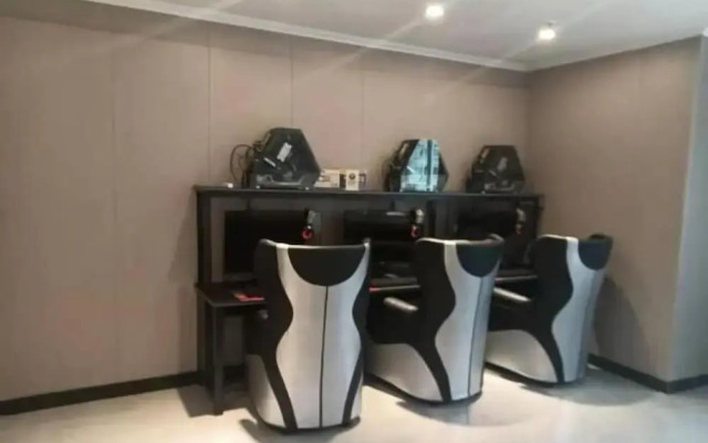 Ruian Shangpin E-sports Hotel