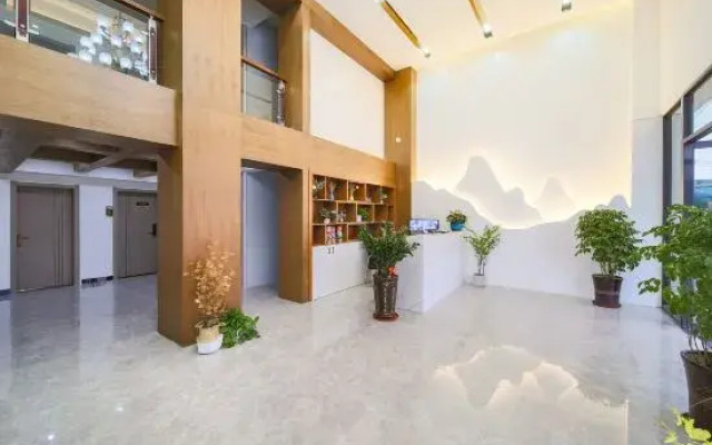 Heyuan Qingxuan Apartment