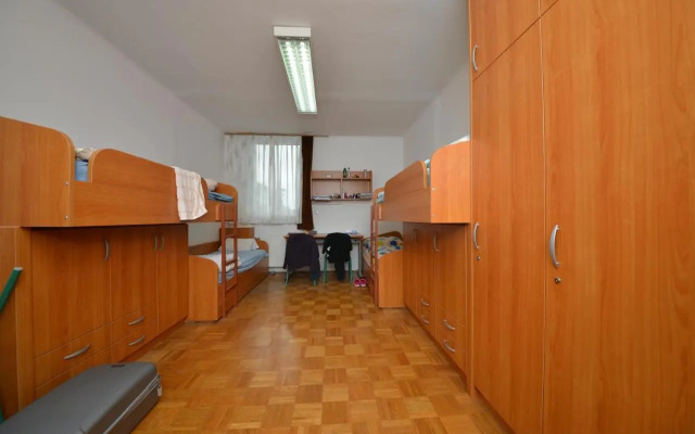 Dijaški dom Bežigrad Ljubljana Hostel