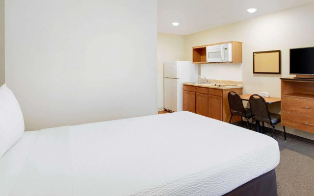 WoodSpring Suites Virginia Beach