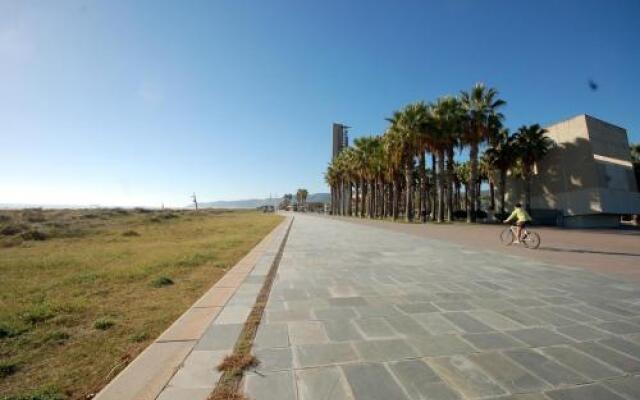 Lets Holidays Castelldefels Diagonal Orient