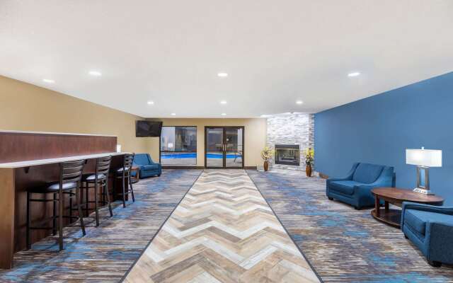 AmericInn by Wyndham Prairie du Chien