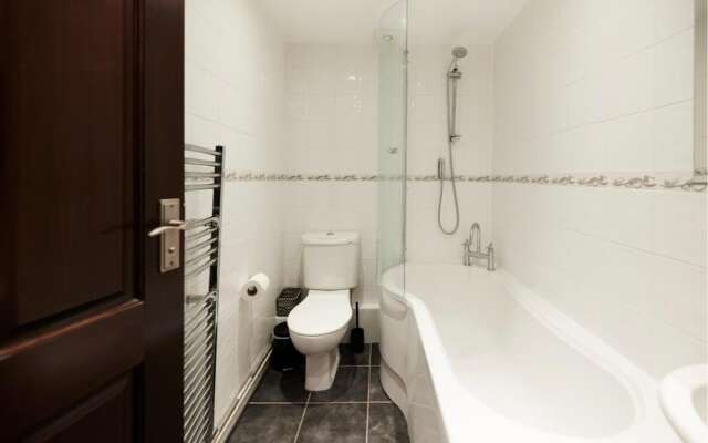 The London Wonder - Adorable 2bdr Flat With Patio